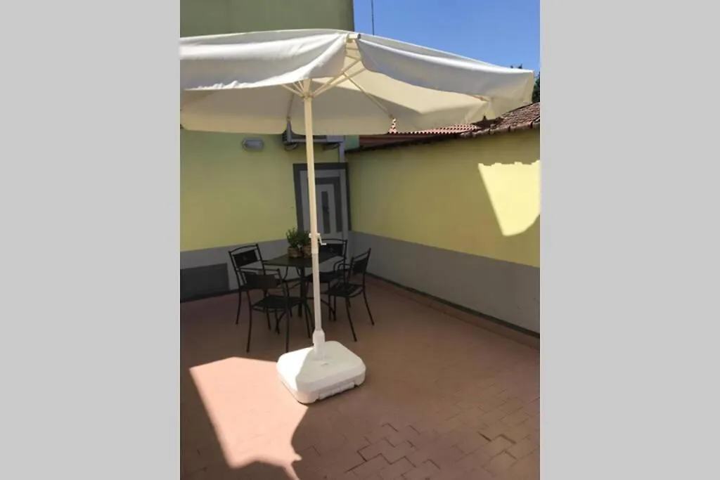 Aperitivo In Terrazza Vicinissimo Al Centro. Apartment Parma