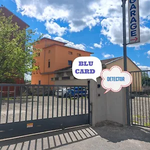  Apartment Express Traveller's Iii Front Station Fs Parking Privato