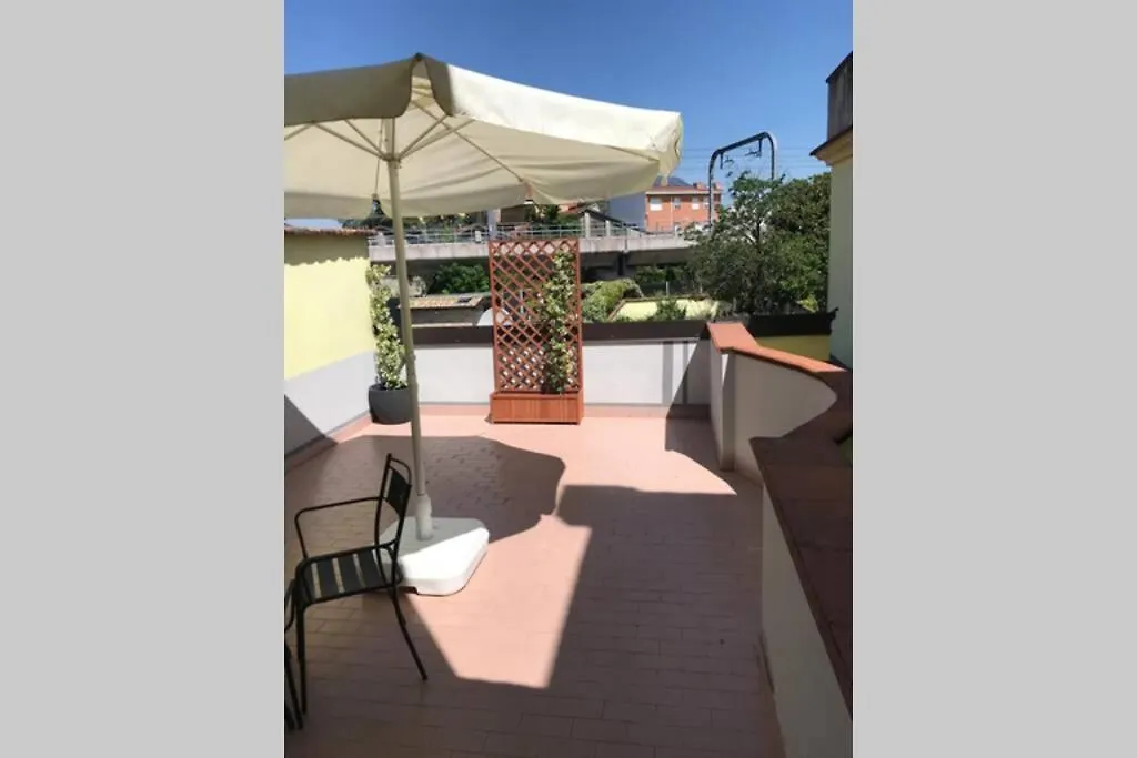 Apartmán Aperitivo In Terrazza Vicinissimo Al Centro. Parma